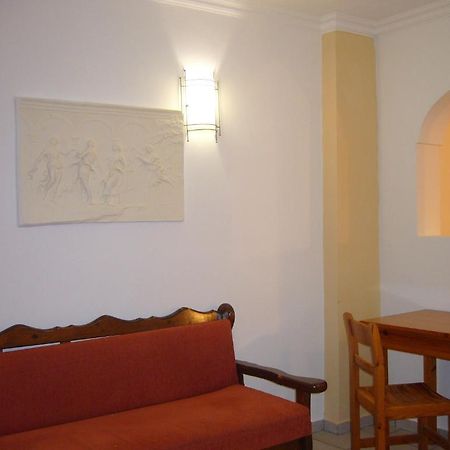 San Efrem Aparthotel Perissa  Buitenkant foto