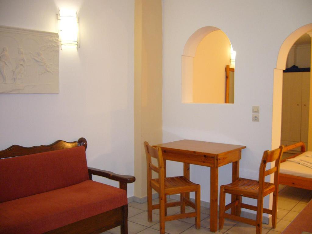 San Efrem Aparthotel Perissa  Buitenkant foto