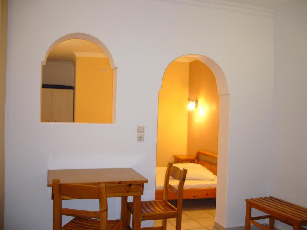 San Efrem Aparthotel Perissa  Buitenkant foto