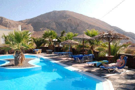 San Efrem Aparthotel Perissa  Buitenkant foto