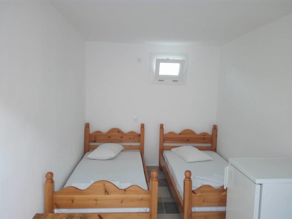 San Efrem Aparthotel Perissa  Kamer foto